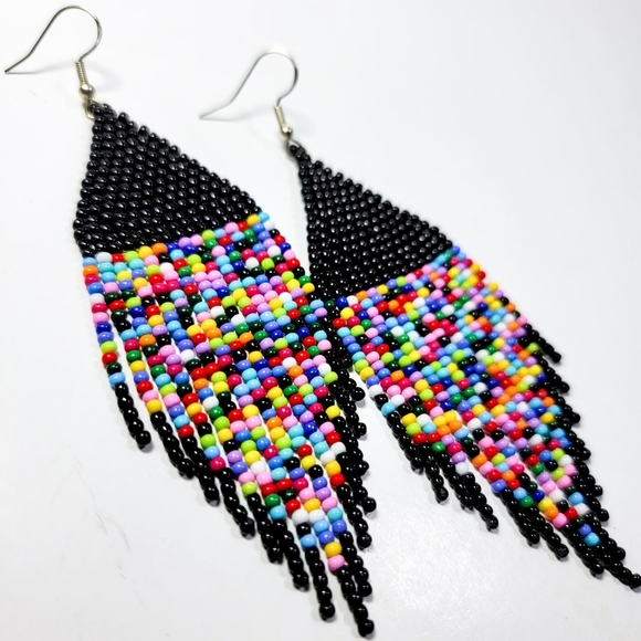 Handmade Seed Bead Fringe Earrings "Pixelated Rainbow in black" - Picture 2 of 5